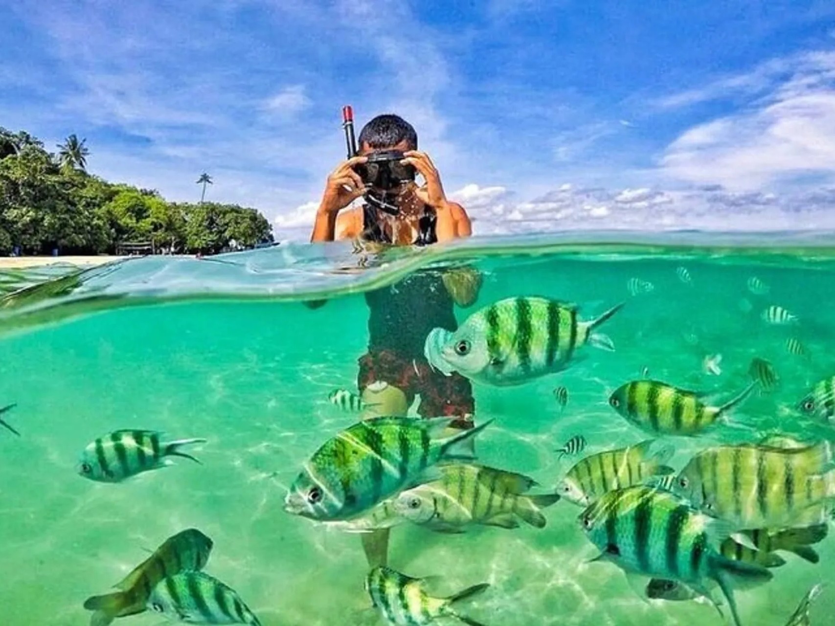 Snorkeling at Dangli Island