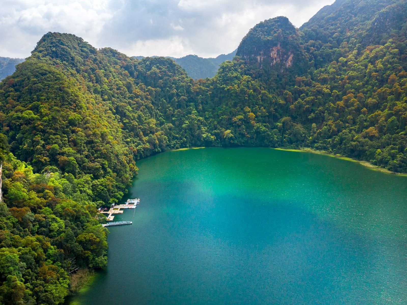 Tasik Dayang Bunting
